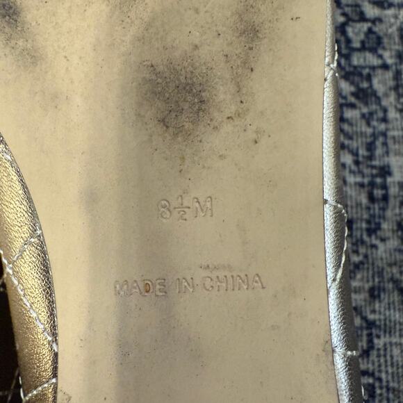 LILLY PULITZER Women’s 8.5 Patina Ballet Flats Gold Quilted Embellished - Picture 9 of 9